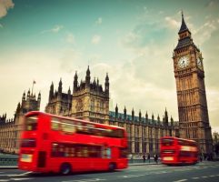 Law firms cosy up to UK fintech community